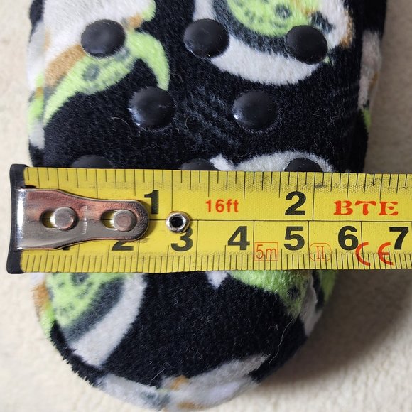 Disney Star Wars Grogu Baby Yoda Fuzzy Babba Slipper Socks. - Picture 5 of 7
